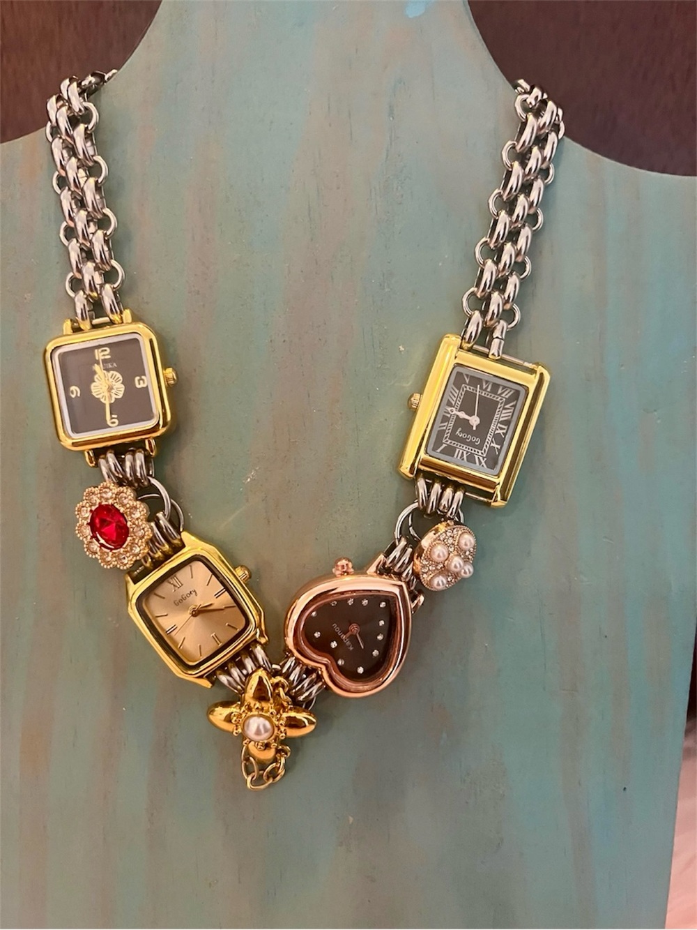 Gold&Silver Multi-Charm Choker w/ Gogoey/MRUIKA/Kapanou Watches, Crystals/Pearls - Picture 3 of 13